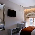 Casa de hóspedes Luxury Plaza 4*