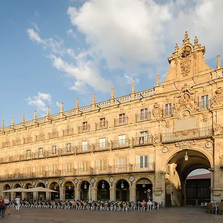 Penzion Luxury Plaza