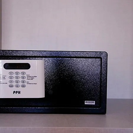 Gæstehus Luxury Plaza 4*