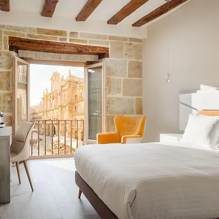 Luxury Plaza Gæstehus 4*