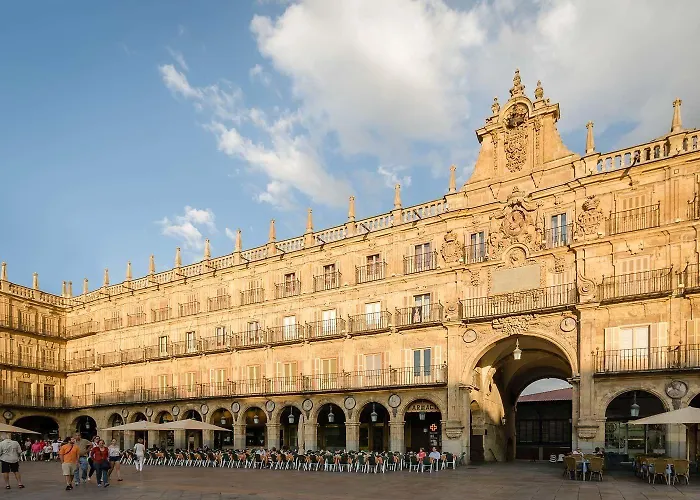 Casa de hóspedes Luxury Plaza