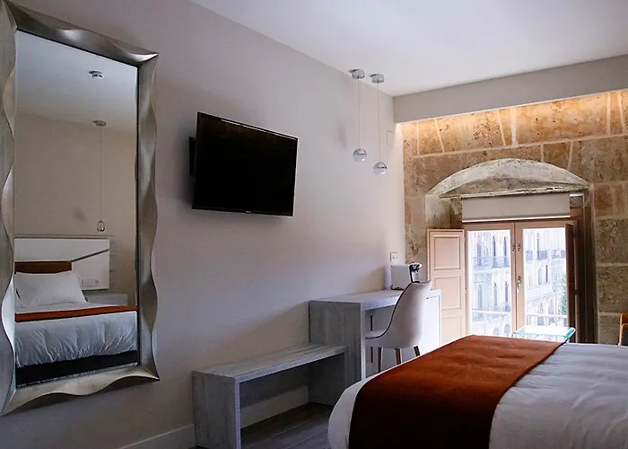 Casa de hóspedes Luxury Plaza 4*