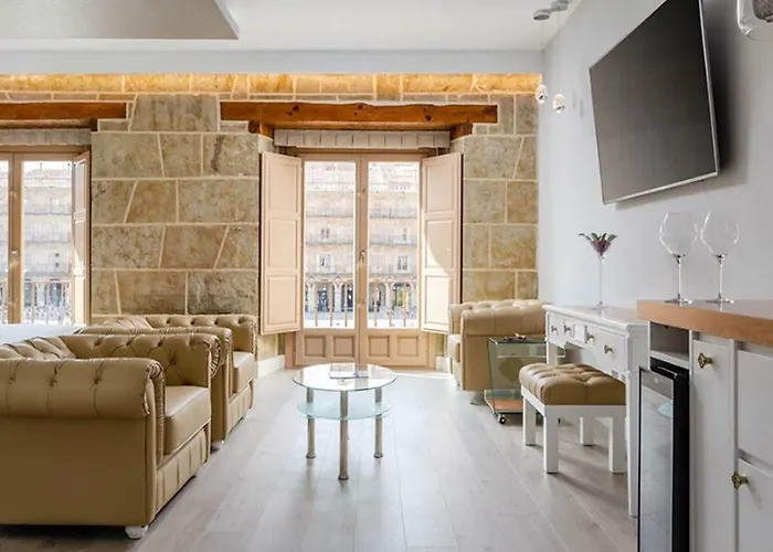 Luxury Plaza Casa de hóspedes